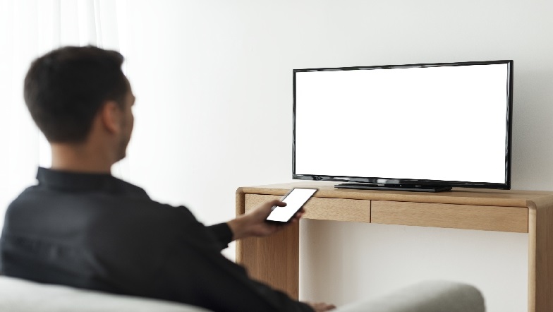 Cara Menyambungkan HP ke TV Tanpa Kabel